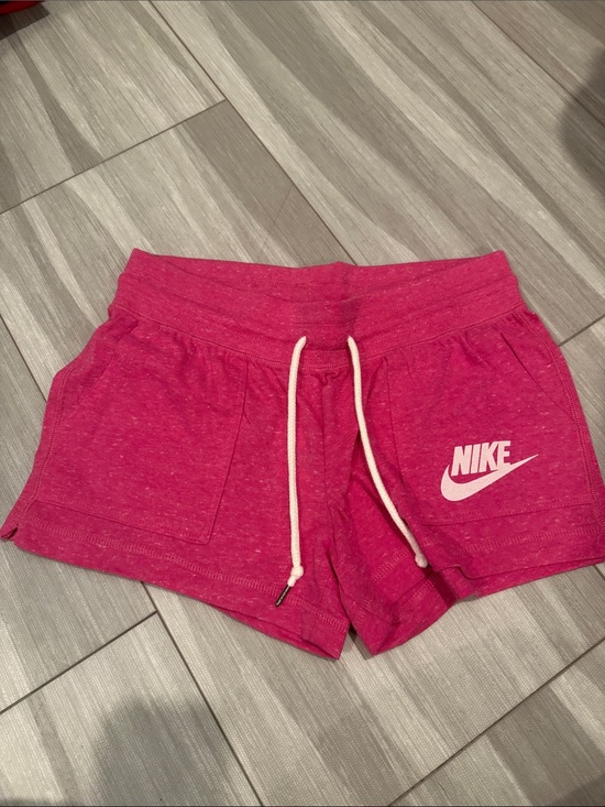 Nike Pants - Nike Women's Heather Fuchsia Athletic Shorts with Drawstring